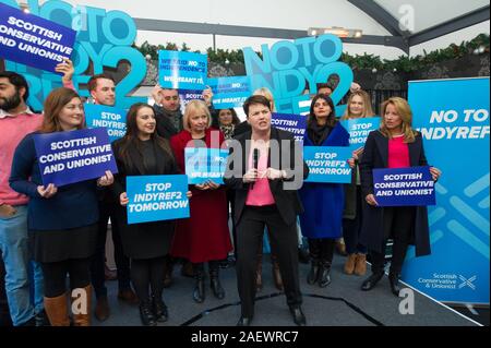 Edinburgh, Regno Unito. 11 dicembre 2019. Nella foto: Ruth Davidson MSP - ex leader dei conservatori e di partito unionista. Jackson Carlaw, leader del conservatore scozzese e il Partito unionista e Ruth Davidson portano un comizio elettorale per contrassegnare il giorno finale della campagna prima le elezioni generali. Credito: Colin Fisher/Alamy Live News Foto Stock