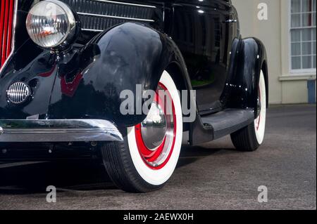 1936 Ford Modello personalizzato 48 American pre guerra auto classica Foto Stock