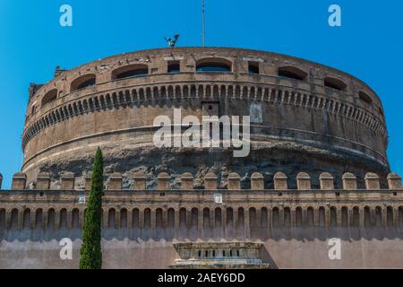 Immagine catturata a corte quadrata in parte anteriore del fiume Tevere Foto Stock