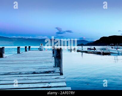 Bellissima vista del fiordo norvegese Sognefjorden, Norvegia Foto Stock