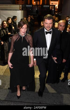 Il Teatro San Carlo di Napoli la prima del 'Opera, "La dama di picche' presente Elena Boschi e Gennaro migliore di Italia Viva. 11/12/2019, Napoli, Italia Foto Stock