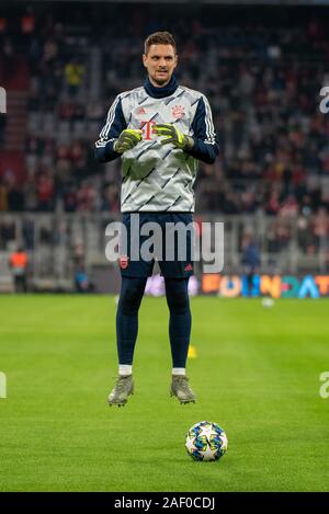 Monaco di Baviera, Germania - 11 dicembre: Torwart Sven Ulreich (FC Bayern Muenchen) al calcio, la UEFA Champions League, Giornata 6: FC Bayern Muenchen vs Tottenham Hotspur al Allianz-Arena su dicembre 11, 2019 in Muenchen, Germania. Foto: Horst Ettensberger/ESPA-immagini Foto Stock