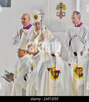 Tokyo, Giappone. 12 Dic, 2019. Papa Francesco celebra la Santa Messa presso il Tokyo Dome di Tokyo, Giappone, Lunedì 25 Novembre, 2019. Papa Francesco visiterà la Sophia University e la partenza per Roma il 26th. Foto di Keizo Mori/UPI Credito: UPI/Alamy Live News Foto Stock