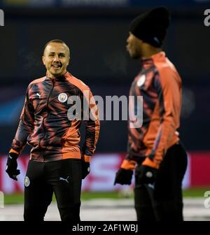 Zagabria, Croazia. Undicesimo Dec, 2019. Jose Angelino del Manchester City si riscalda. Credito: Nikola Krstic/Alamy Live News Foto Stock