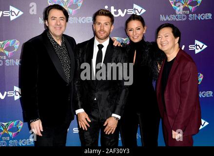 Jonathan Ross, Joel Dommett, Davina McCall e Ken Jeong frequentando il cantante mascherato premere lancio tenutasi al Mayfair Hotel, London. Foto Stock