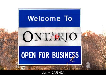 Benvenuti in Ontario aperto per il Business cartello stradale. Foto Stock