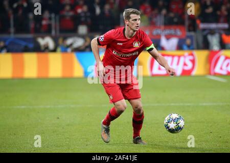 Leverkusen, Germania. 11 dicembre 2019. Uefa Champions League 2019-20 Gruppo D. Sven Bender di Bayer Leverkusen. Foto Stock