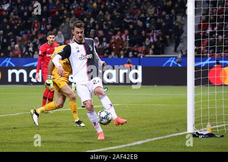 Leverkusen, Germania. 11 dicembre 2019. Uefa Champions League 2019-20 Gruppo D. Daniele Rugani della Juventus FC. Foto Stock