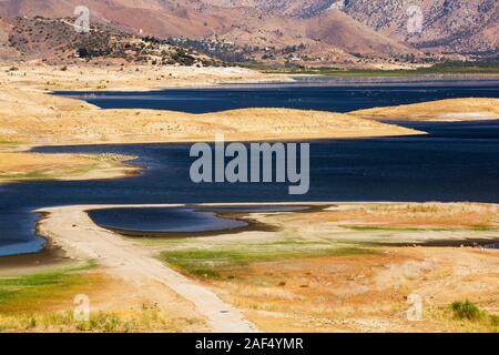 Al Lago Isabella vicino a Bakersfield, est della California la valle centrale è a meno di 13% di capacità dopo quattro anni di siccità devastanti. Il Foto Stock