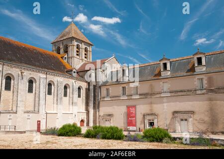 Abbazia di Saint-Savin sur Gartempe, Vienne (86), regione Nouvelle-Aquitaine, Francia. È elencato come un patrimonio mondiale dell UNESCO. Foto Stock