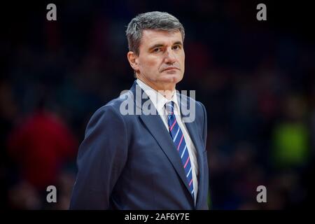 Head Coach Elimir Perasovic di Kirolbet Baskonia Vitoria Gasteiz Foto Stock