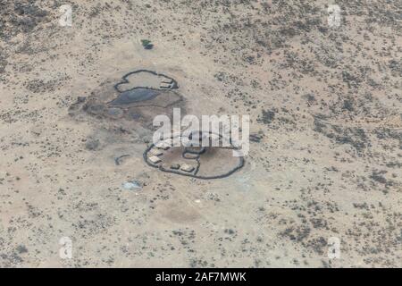 Tanzania. Vista aerea, Serengeti National Park. Insediamento masai tra il Lago Manyara e Seronera. Foto Stock