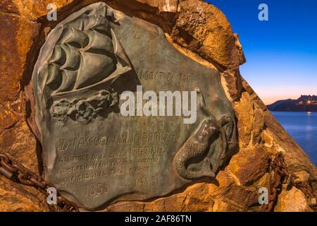 Una lapide commemorativa a compositori catalani di OPERA MARINA SA CALETA BEACH LLORET DE MAR COSTA BRAVA Catalogna SPAGNA Foto Stock