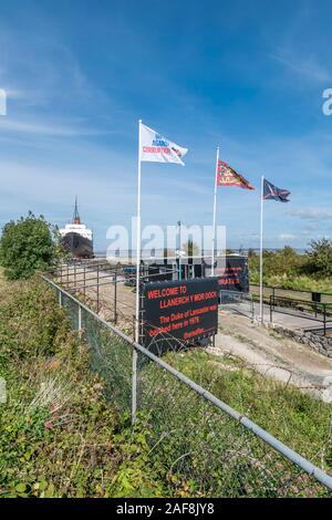 Llanerchy y Mor dock mostra il Duca di Lancaster nave vicino a Mostyn Holywell sul fiume Dee Estuary North East Wales coast Foto Stock