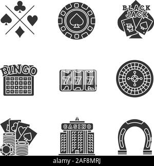 Casino glifo set di icone. Tute le carte del gioco d'azzardo, chip, blackjack, bingo, Lucky sette, roulette, edificio del casinò, a ferro di cavallo. Simboli di Silhouette. Vettore è Illustrazione Vettoriale