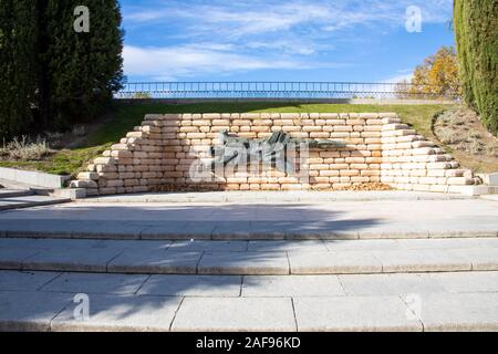 Monumento a los Caídos en el Cuartel de la Montaña, Parque Oeste Madrid, Spagna Foto Stock