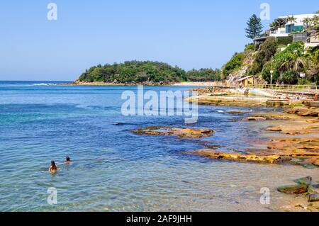 Il popolare Cabbage Tree Bay a Sydney le spiagge del nord a Manly è una riserva acquatica - Sydney, NSW, Australia Foto Stock