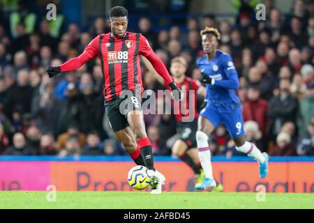 Londra, Regno Unito. Xiv Dic, 2019. Bournemouth's Jefferson Lerma durante la seconda metà del campionato di Premier League match tra Chelsea e Bournemouth a Stamford Bridge, Londra sabato 14 dicembre 2019. (Credit: John Cripps | MI News) La fotografia può essere utilizzata solo per il giornale e/o rivista scopi editoriali, è richiesta una licenza per uso commerciale Credito: MI News & Sport /Alamy Live News Foto Stock