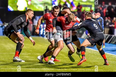 Londra, Regno Unito. Xiv Dic, 2019. Richard Wigglesworth dei Saraceni affronta durante il rugby europeo Champions Cup match tra Saraceni e Munster presso il Parco di Allianz, Londra, Inghilterra il 14 dicembre 2019. Foto di Phil Hutchinson. Solo uso editoriale, è richiesta una licenza per uso commerciale. Nessun uso in scommesse, giochi o un singolo giocatore/club/league pubblicazioni. Credit: UK Sports Pics Ltd/Alamy Live News Foto Stock