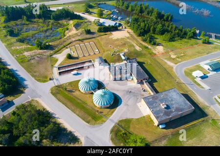 Città di Manistique costruito il suo originale impianto di trattamento delle acque reflue nel 1959 Foto Stock