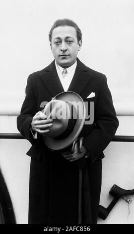 Jascha Heifetz (1901 - 1987) Il violinista Russo-americano Foto Stock