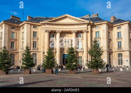 Parigi, Francia - 18.01.2019: Pantheon-Sorbonne University , noto anche come Paris 1, è un ente pubblico di ricerca Università di Parigi. L'istruzione. Foto Stock