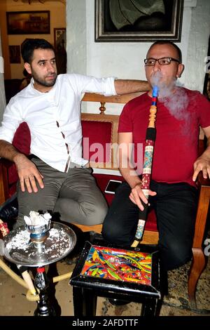 Sala da tè in Istanbul - lo stretto del Bosforo - TURCHIA Foto Stock