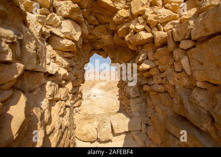 Resti di case e strade a Masada national park, Israele Foto Stock