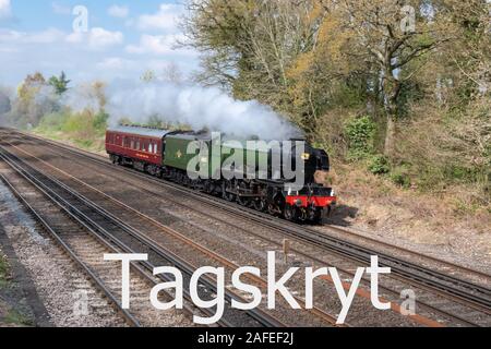 Tagskryt (Svedese per il treno la vanteria) Concetto di immagine - utilizzare il treno invece di volare per la riduzione delle emissioni di anidride carbonica travel Foto Stock