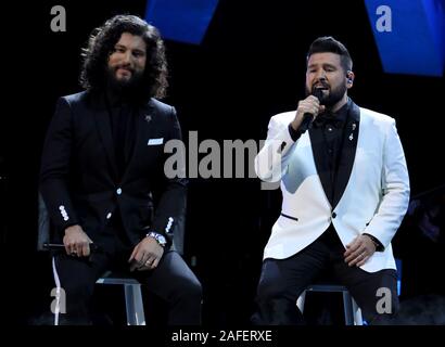 CMA Awards 2019 Mostra alla Bridgestone Arena di Nashville TN con: Dan + Shay dove: Nashville, Tennessee, Stati Uniti quando: 14 Nov 2019 Credit: Judy Eddy/WENN.com Foto Stock