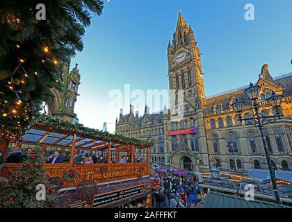 Mercatini di Natale, Municipio di Manchester, Albert Square, Manchester, Inghilterra, Regno Unito, M2 5DB Foto Stock