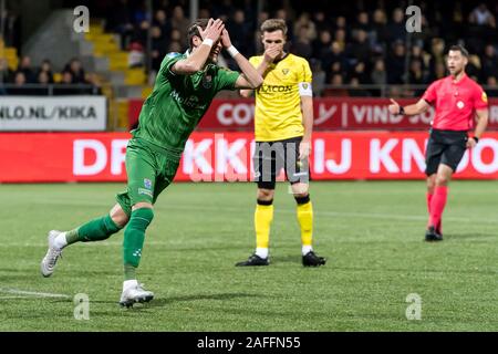 14-12-2019: Voetbal: VVV Venlo v PEC Zwolle: Venlo Soccer Eredivisie 2019-2020 L-R Thomas Lam di pec zwolle Foto Stock