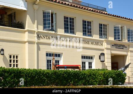 Ingresso alla Santa Barbara museo marittimo al Waterfront Center presso la Santa Barbara porto, Santa Barbara, CA, Stati Uniti d'America Foto Stock