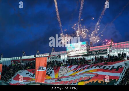 Panoramica durante il match Eredivisie AZ-Ajax nel Dicembre, 15 2019 a Alkmaar, Paesi Bassi. Foto di SCS/Sander Chamid/AFLO (Olanda) Foto Stock