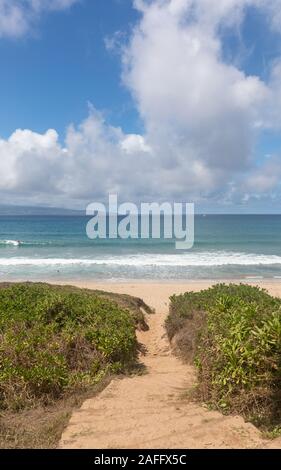 Un percorso per la spiaggia di Kapalua sentiero costiero Foto Stock