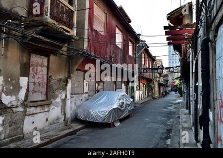 Street nella città vecchia di Shanghai Foto Stock