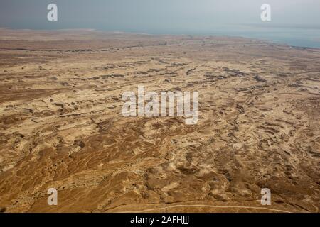 Mar Morto il paesaggio come visto dalla cima del Masada national park, Israele Foto Stock