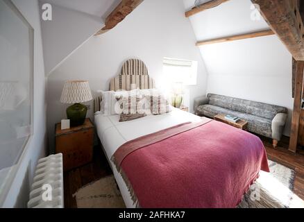 Interno della camera in Bed and Breakfast Hotel Foto Stock