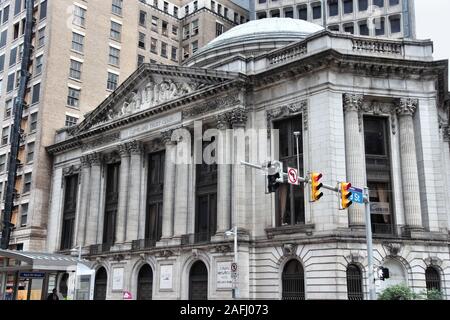 CLEVELAND, USA - giugno 29, 2013: Cleveland Trust Company edificio vista esterna. L edificio è nel Registro Nazionale dei Luoghi Storici dal 1973 Foto Stock