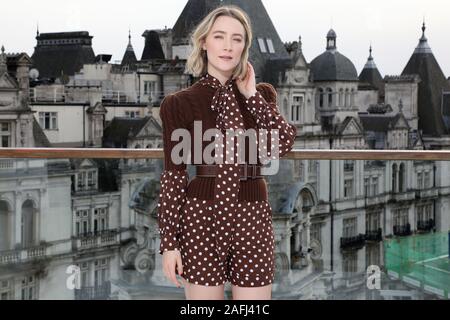 Saoirse Ronan frequentando le Piccole Donne photocall tenutosi presso il Corinthia, Londra. Foto Stock