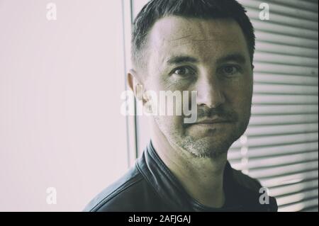 Olivier BESANCENOT, Francese estrema sinistra figura politica e fondatore della NPA (Nouveau particol anticapitaliste - il nuovo partito Anticapitalist). Parigi, aprile 2014 Foto Stock