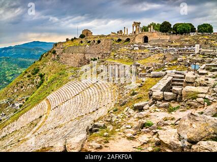 Le rovine della città antica di Pergamon in Turchia Foto Stock