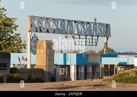 Gdansk, Polonia - 3 Luglio 2016: storico cancello di ingresso al Cantiere di Danzica Foto Stock