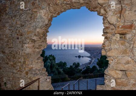 Porta il CASTELLO DI SANT JOAN Blanes Costa Brava Girona Catalogna SPAGNA Foto Stock