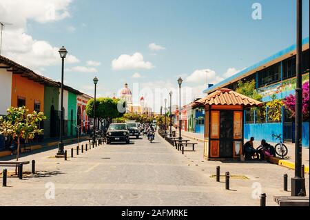 Granada, Nicaragua - Gennaio 2019 uno dei la più antica città coloniale in Nicaragua.i suoi edifici coloniali in sfumature pastello Foto Stock