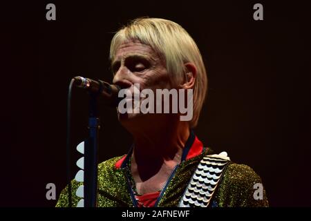 BRISTOL, Inghilterra, Regno Unito - Sep 01, 2018: Paul Weller, precedentemente la marmellata e stile consiglio, nelle prestazioni al Festival Downs, Clifton, Br Foto Stock