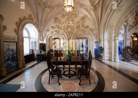 Azulejo piastrelle nella lobby, Buçaco Palace Hotel, Luso, Mealhada, Portogallo, Europa Foto Stock