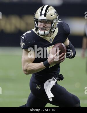 New Orleans, Stati Uniti. Xvi Dec, 2019. New Orleans Saints quarterback Taysom Hill (7) porta la sfera contro la Indianapolis Colts al Mercedes-Benz Superdome di New Orleans il lunedì, 16 dicembre 2019. Foto di AJ Sisco/UPI Credito: UPI/Alamy Live News Foto Stock