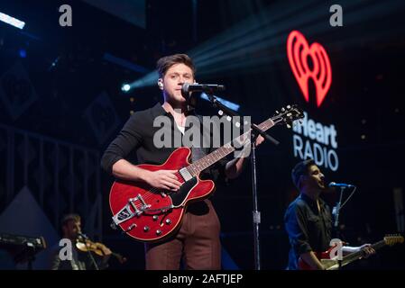 WASHINGTON, DC - 16 dicembre: Niall Horan esegue sul palco durante il caldo 99.5's Jingle Ball 2019 su dicembre 16, 2019 a Washington, DC. Foto: Lisa Walker/imageSPACE/MediaPunch Foto Stock