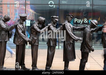 La vittoria sulla cecità statua a Manchester Inghilterra 2019 Foto Stock